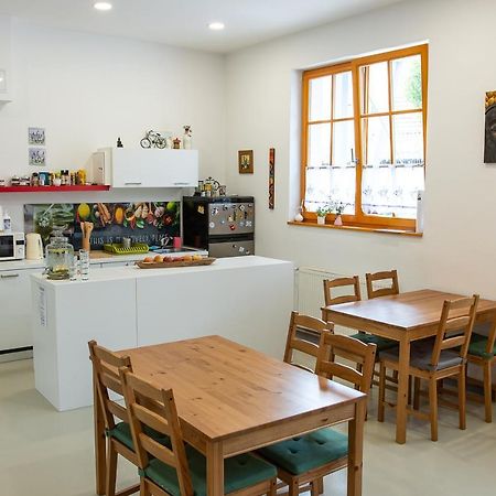 Bikeski Family Hotel, B&B, Apartaments, Rooms Mezica Εξωτερικό φωτογραφία