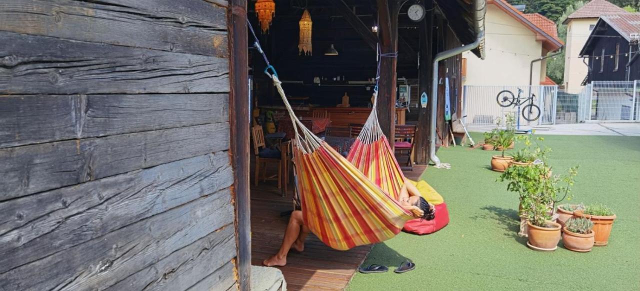 Bikeski Family Hotel, B&B, Apartaments, Rooms Mezica Εξωτερικό φωτογραφία