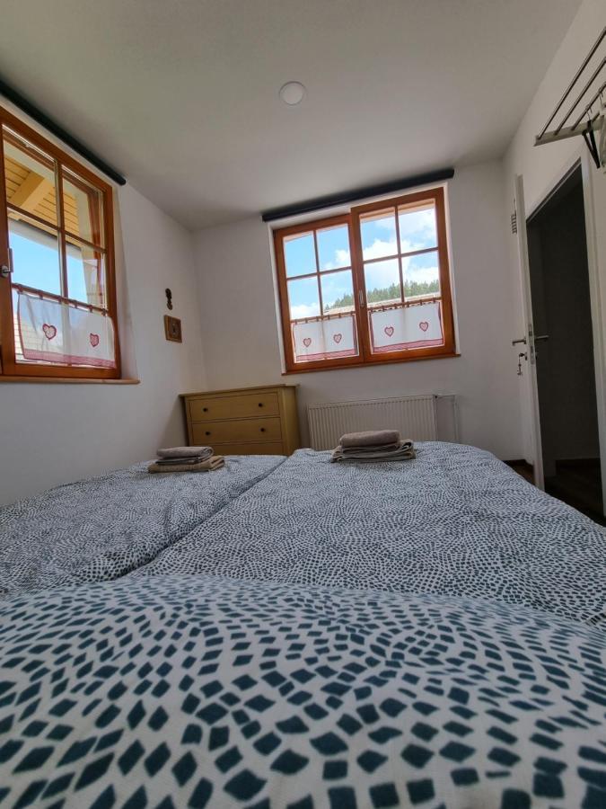 Bikeski Family Hotel, B&B, Apartaments, Rooms Mezica Εξωτερικό φωτογραφία