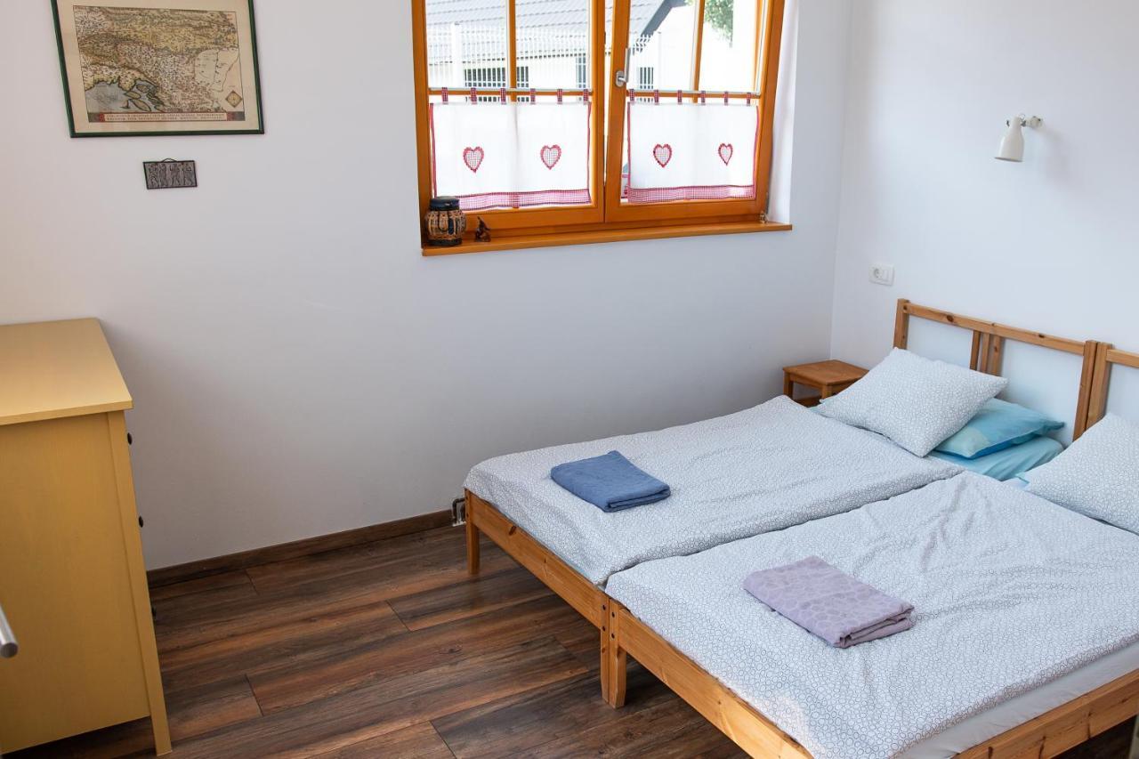 Bikeski Family Hotel, B&B, Apartaments, Rooms Mezica Εξωτερικό φωτογραφία