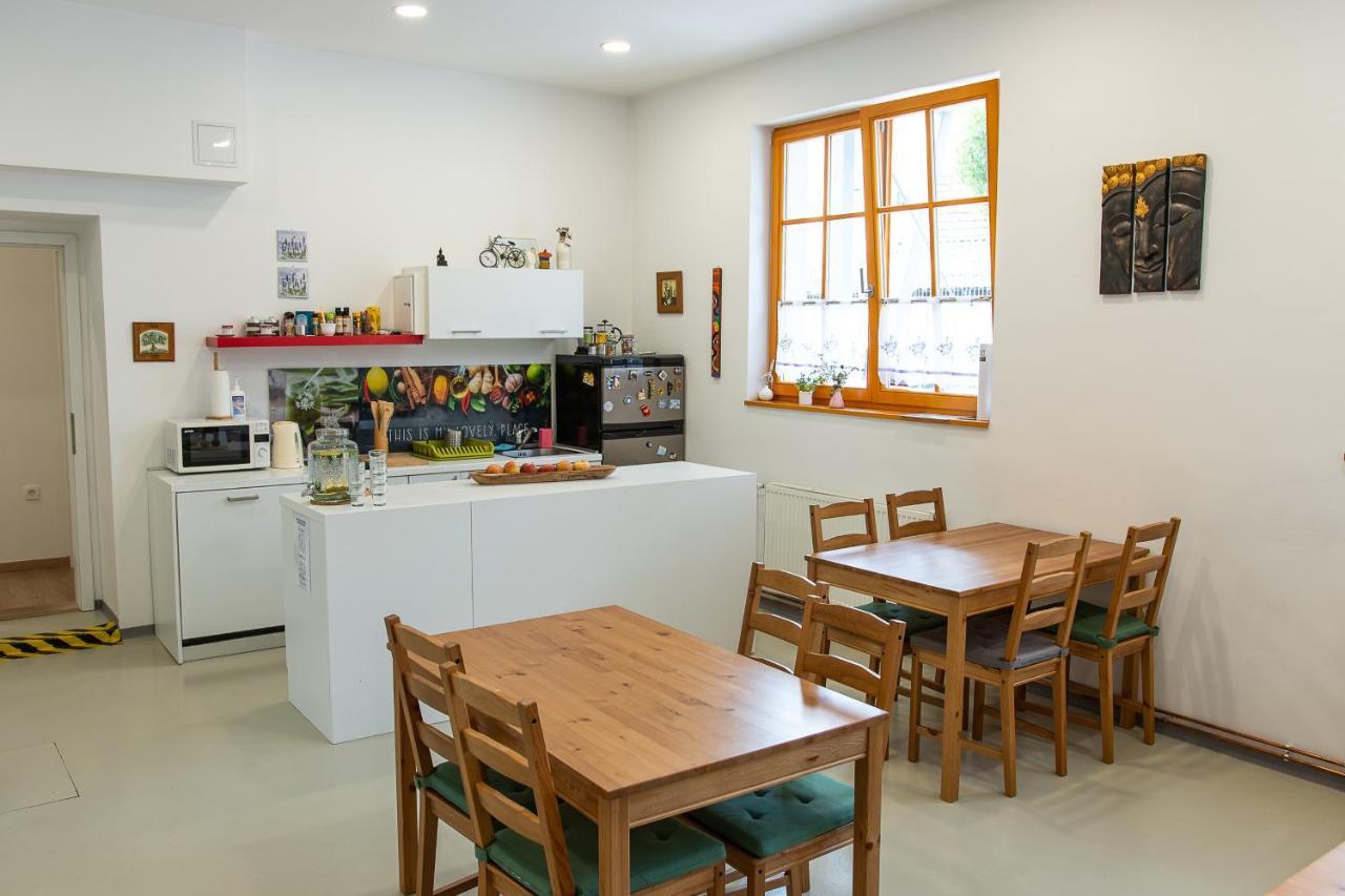 Bikeski Family Hotel, B&B, Apartaments, Rooms Mezica Εξωτερικό φωτογραφία